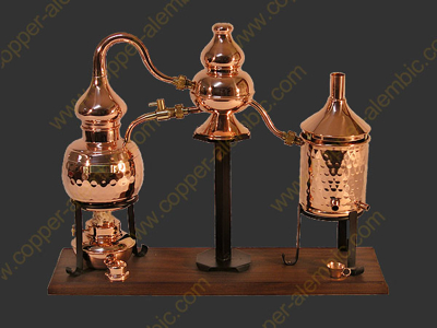 Alembic Charentais miniatuur.JPG