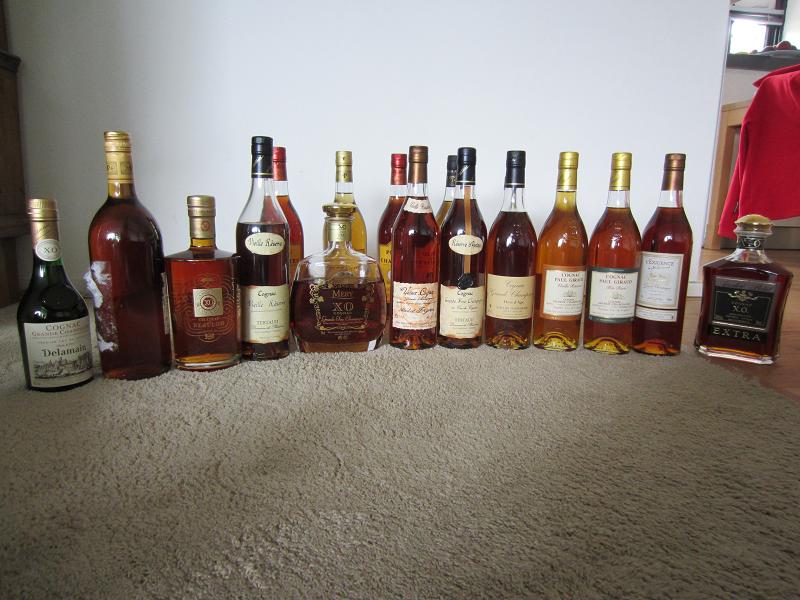 2e van links is de illegale fles